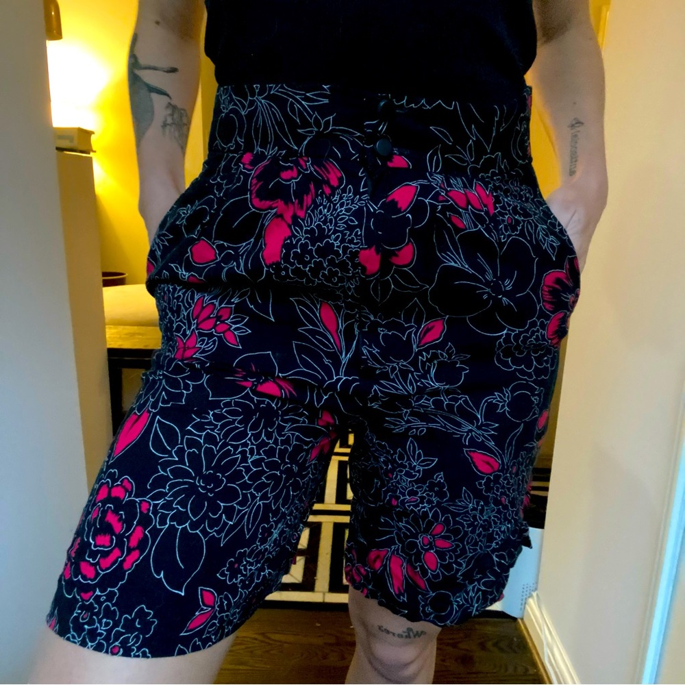 80s High Waisted Floral Shorts!